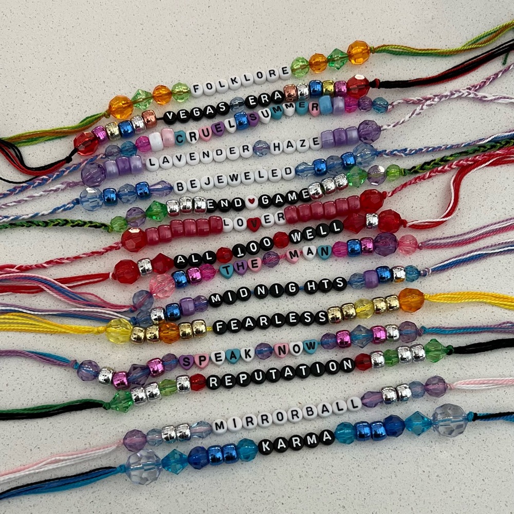 Taylor swift friendship bracelets - packs of 5